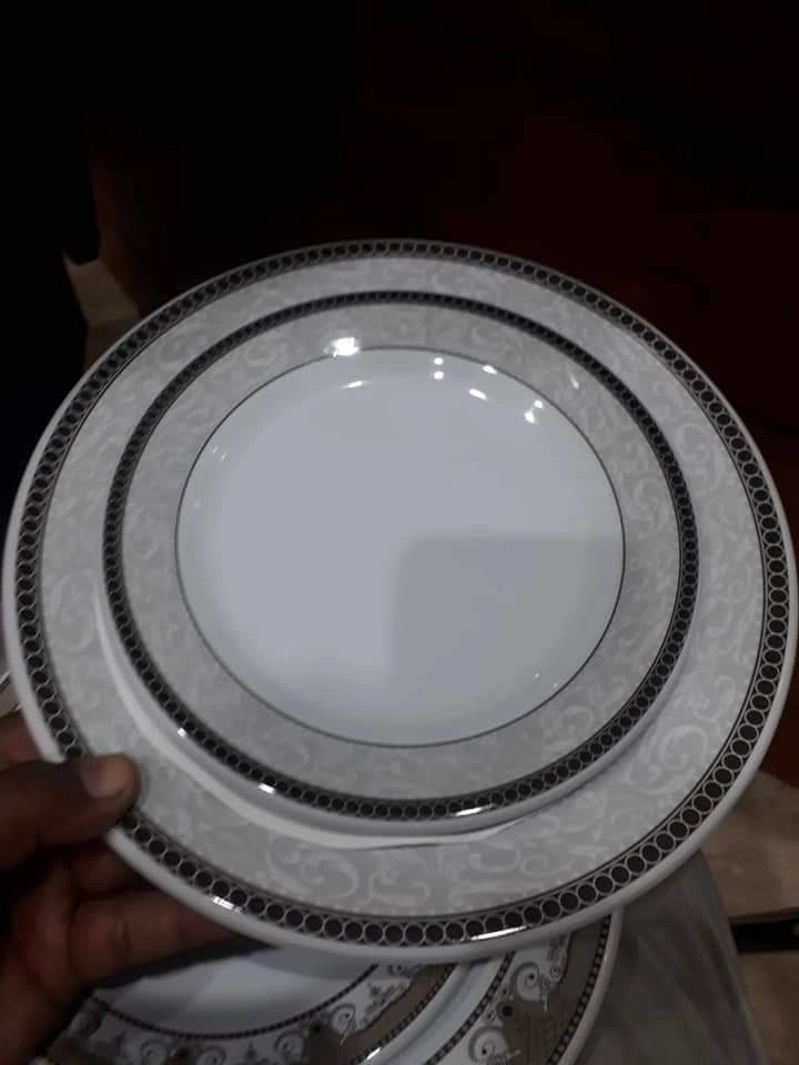 Crockery Set